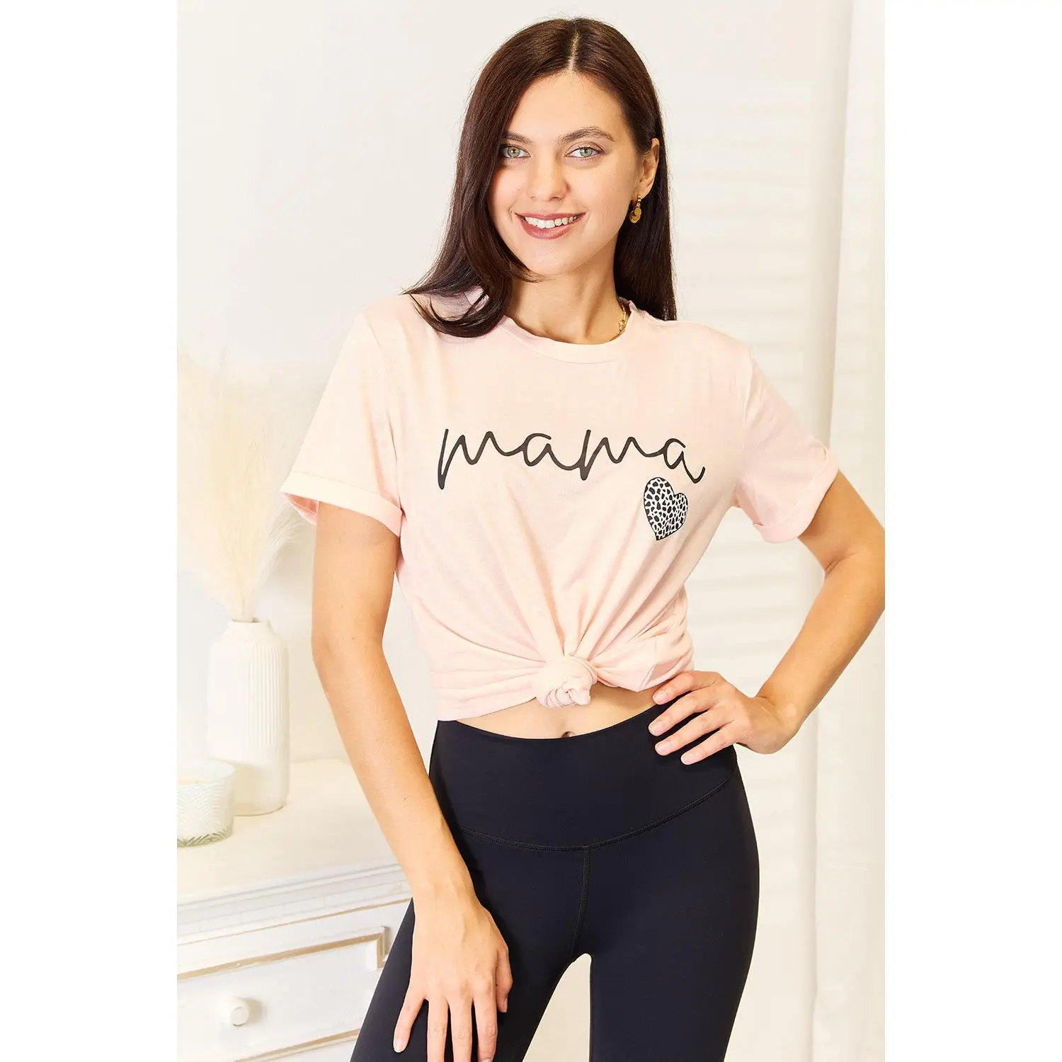 Women's Simply Love MAMA Heart Graphic T-Shirt, Round Neck, Short-Sleeve, Stretchy Spandex Mum Top