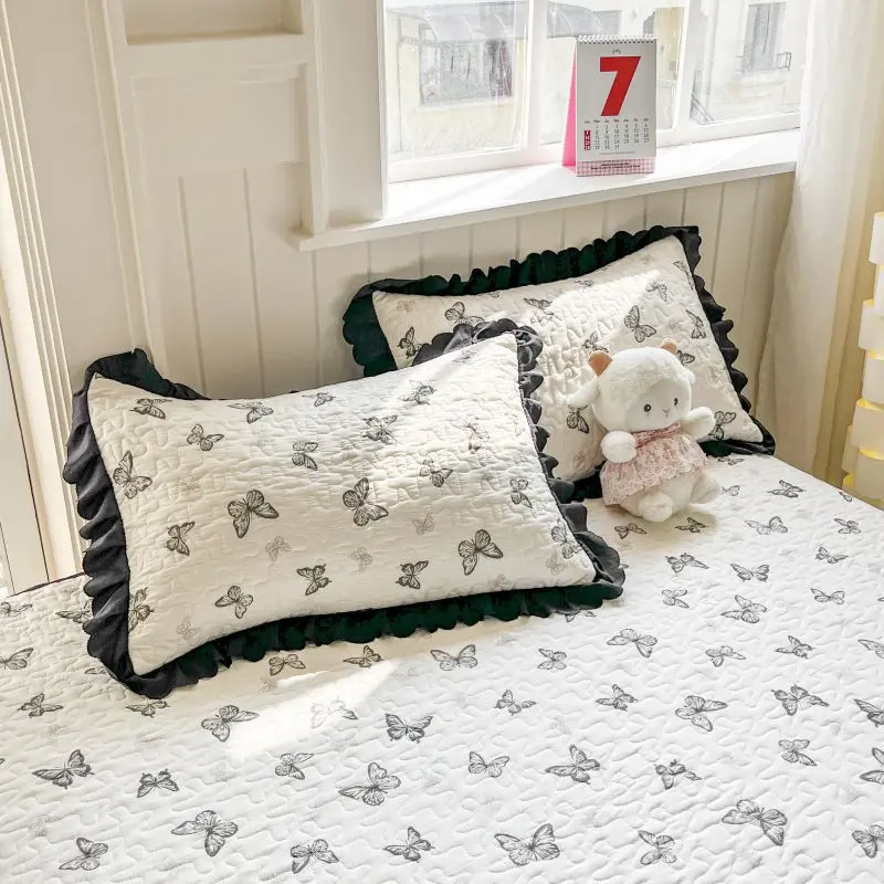 Korean-Style Small Floral Print Ruffled Princess Pillowcase, Thickened Double-Layer Quilted Bedding Pillowcase for Instagram-Worthy Decor