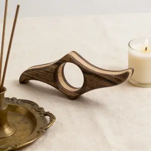 Wooden Thumb Bookmark Press Walnut Multi layer Exquisite Creative Office and Leisure Products, A Small Gift for Reading Enthusiasts