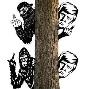 Sasquatch Metal Garden Sign, Funny Bigfoot Humorous Prank Yard Art, Peek-a-Boo Fence Decor Outdoor Home Decoration Gift Idea