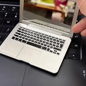 Cute Creative Mini Computer Mirror, Portable Foldable Makeup Mirror for Laptops, Compact and Practical, Ideal for On-The-Go Use