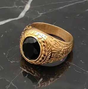 10k gold men's ring with black stone - classic design