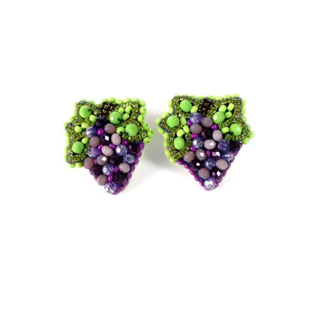 Grape Earrings, Purple Beaded Fruit Earrings, Lightweight Handmade Women Earrings, Winery Bridal Earrings, Casual Dainty Studs, Handmade Beaded Grape Studs