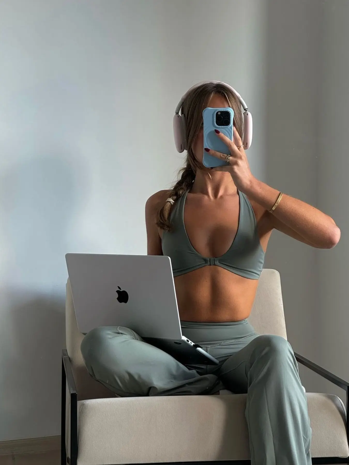 Women's Yoga Set, Deep V Neck Sleeveless Top + High Waist Pants, high waist flare leg pants, tummy control slim-fit Exercise Activewear, Comfortable Breathable, Ideal for Yoga, Gym, Daily Wear, activewear workout set, Yoga Sportswear Set, Sports Wear Set