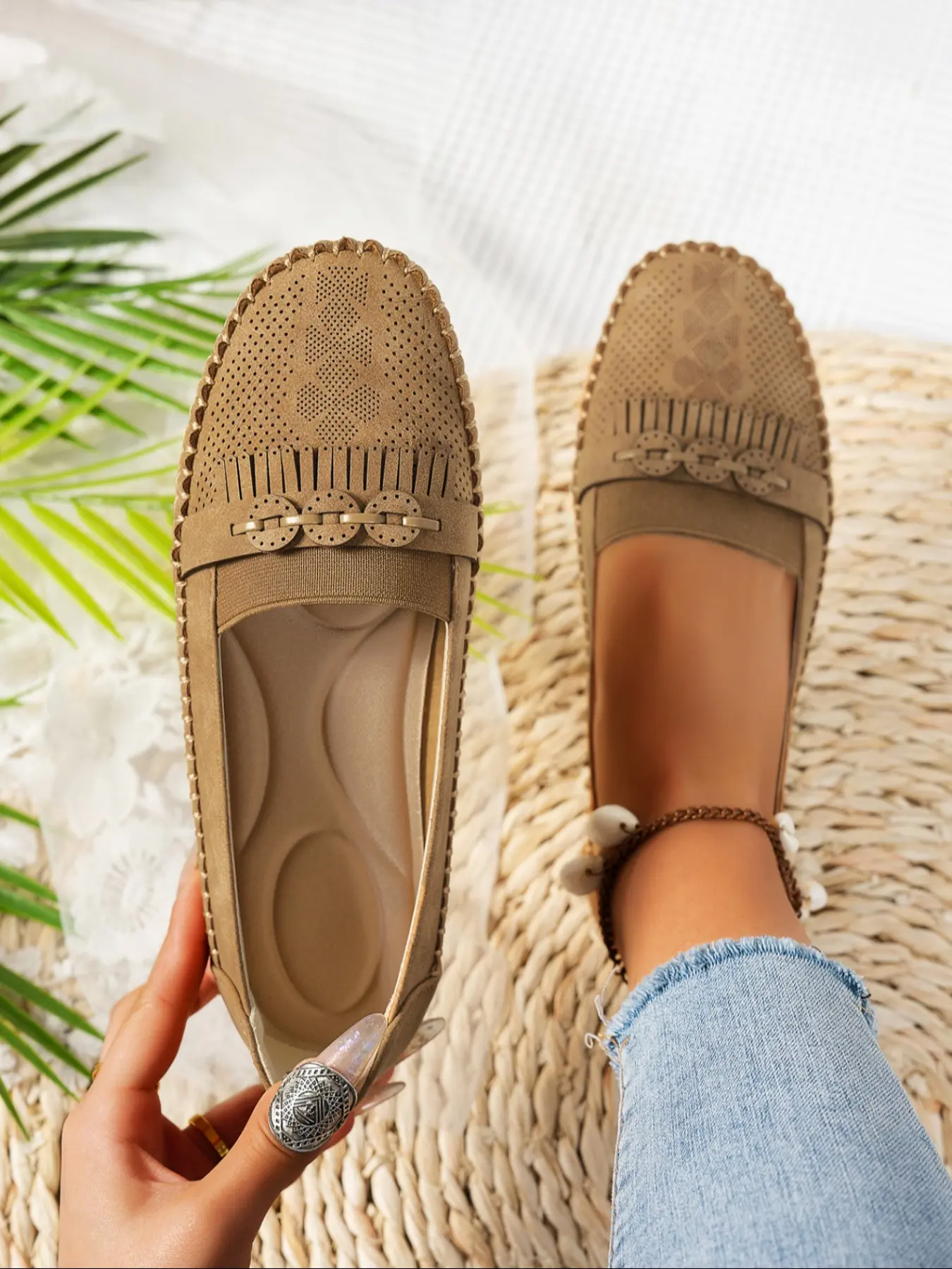 New Women's Slingback Loafers with Breathable Design, Comfortable Single Shoe with Hollow Out Pattern, Casual Fashion Footwear