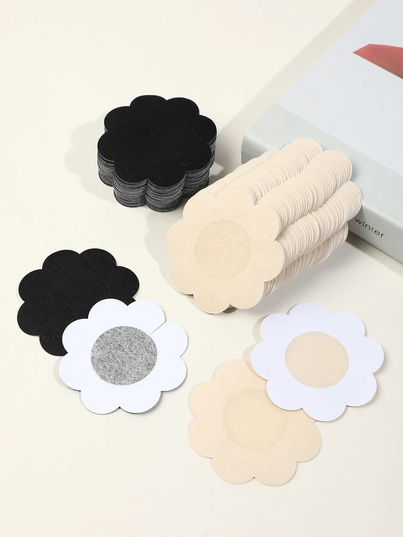 Women's Disposable Nipple Covers, Breathable Floral Adhesive Breast Petals, Invisible Wireless Non-Woven Patch with No-Glue Center Pad, Underwear, Womenswear