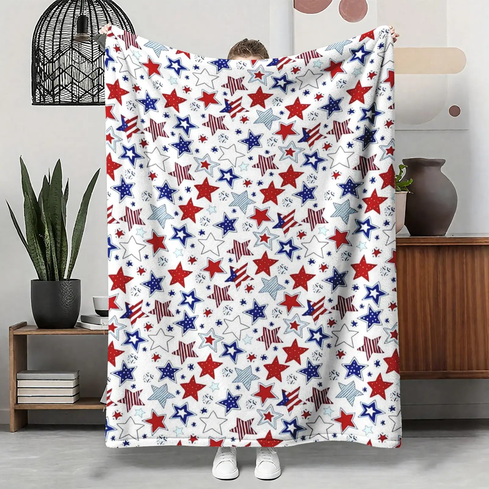 American Flag Stars Flannel Throw Blanket, Red White Blue Patriotic Pattern Soft Warm Cozy Nap Blanket for Couch Bed Sofa, 4th Of July Independence Day Gift for Her Him Patriot, Birthday Christmas Holiday Housewarming Gift