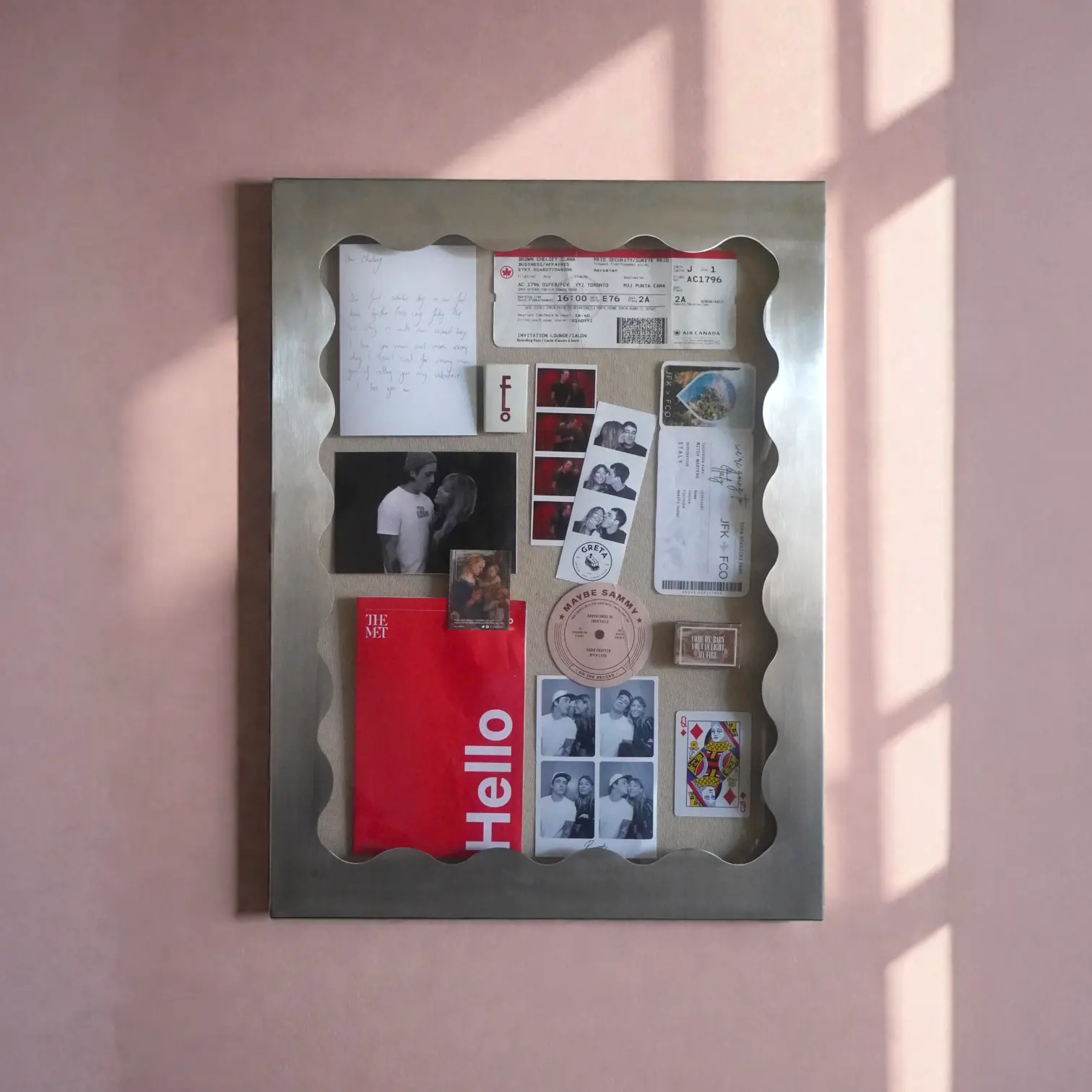 The 4-in-1 GrandMay Shadow Box