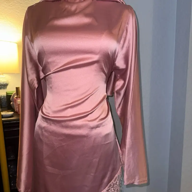 Women's 2-Piece Pink Satin Hijab Pant Set, Classy Elegant Quality, Versatile for Indoor or Outdoor Wear (Top and Pants Included)