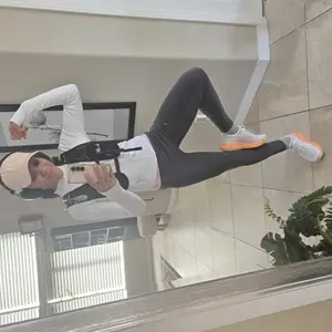 Runlight Hydration Running Vest with 1.5L Water Bladder,Lightweight Zipper Breathable Running Backpack,Adjustable Sport Bag Vest,Sport Gear for Running Jogging Hiking Cycling Marathon Outdoor