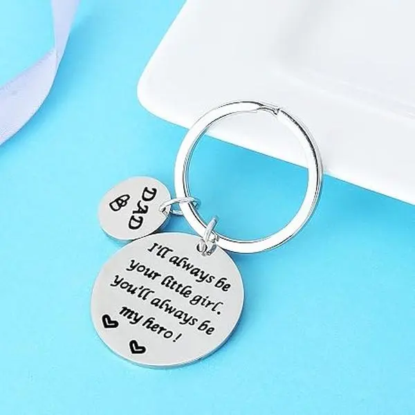 【Father's Day Gift] Dad Keychain Fathers DayGift Daddy Papa Dad Gifts Birthday Gift forDad from Daughter Son (Hero Dad KeychainFrom Little Girl)