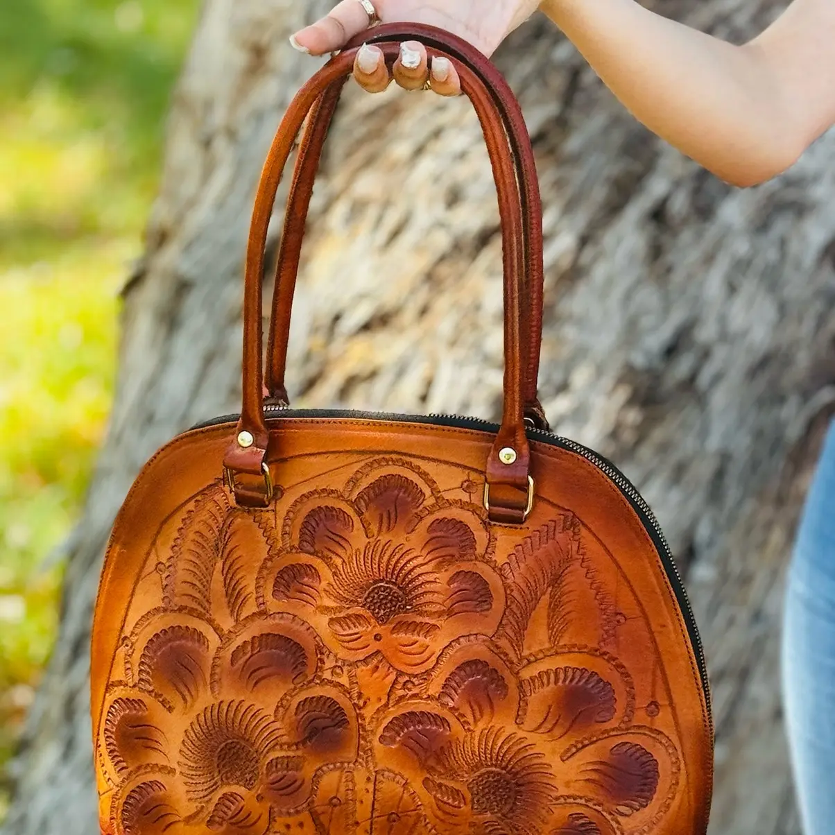 Jenny Handbag - Leather tote bag with inside pocket pocket - Mexican leather purse - Tooled Leather handbag - floral purse