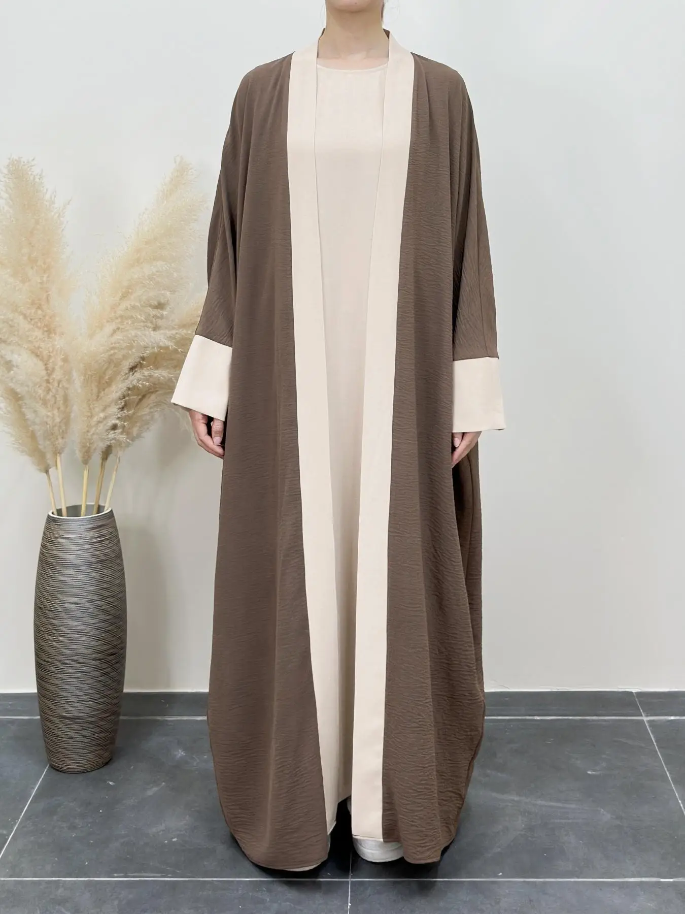 Arabic Clothing - Women's Contrast Binding Abaya & Long Sleeve Dress Set, Elegant Open Front Abaya & Round Neck Dress, Ladies Islamic Set for All Seas