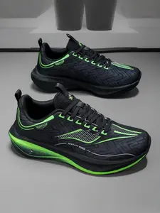 1 Pair Unisex Fluorescent Trendy Running Shoes| Street Cool Style | Fluorescent Gradient Mesh + Cushion Rebound Midsole + 4 Color Options | Streetwear / Night Runs / Influencer Check-Ins, Eye-Catching Personality Trendy Sneakers