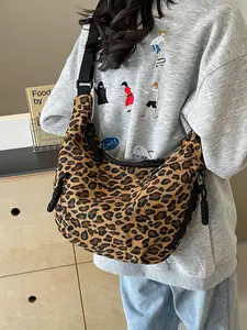 Fashion Leopard Pattern Hobo Bag, Casual Large Capacity Shoulder Bag for Women, Trendy All-match Crossbody Bag for Daily Use