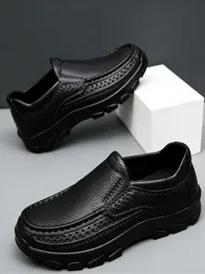 Men's Driving Shoes Anti-Slip Chef Shoes Walking Shoes Small Leather Flat Shoes, Comfortable and Durable, Perfect for Daily Use and Work