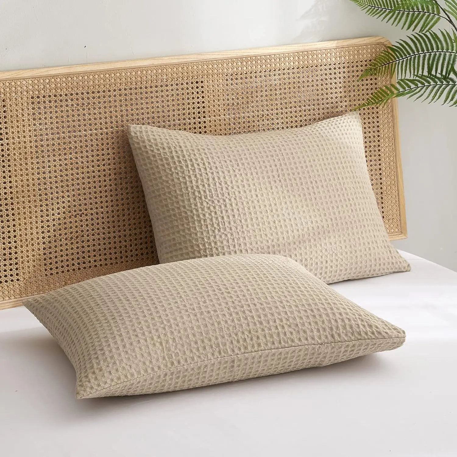 Olive Green 2-Pack Standard Size Classic Ultra Soft Waffle Weave Pillow Shams - Envelope Closure Design, Breathable Skin-Friendly Pillowcase Covers, Easy Care, Machine Washable, No Insert, Decorative Bedding Accessories
