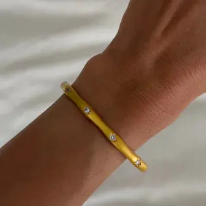 EVRY JEWELS Gold or Silver Plated Women's Hypoallergenic Milkyway Bangle Bracelet