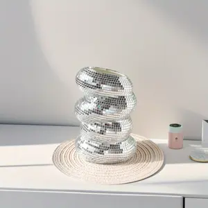 Disco Ball Vase, A Multifunctional Disco-Style Home Decorative Vase And Pen Holder, Is Perfect As A Wedding Centerpiece Or As A Decoration For The Bedroom, Kitchen, Office, And Birthdays