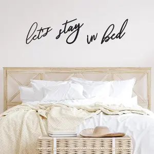 4 Pieces Let's Stay in Bed Wall Decor Rustic Bedroom Decoration Black 3D Wooden Letters Handmade Wood Summer Decor Love Quote Home Sign for Home Bedroom Apartment Office Hotel