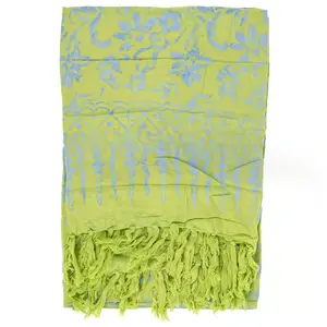 Green Print Fringe Sarong – Effortless Wrap for Beach Days