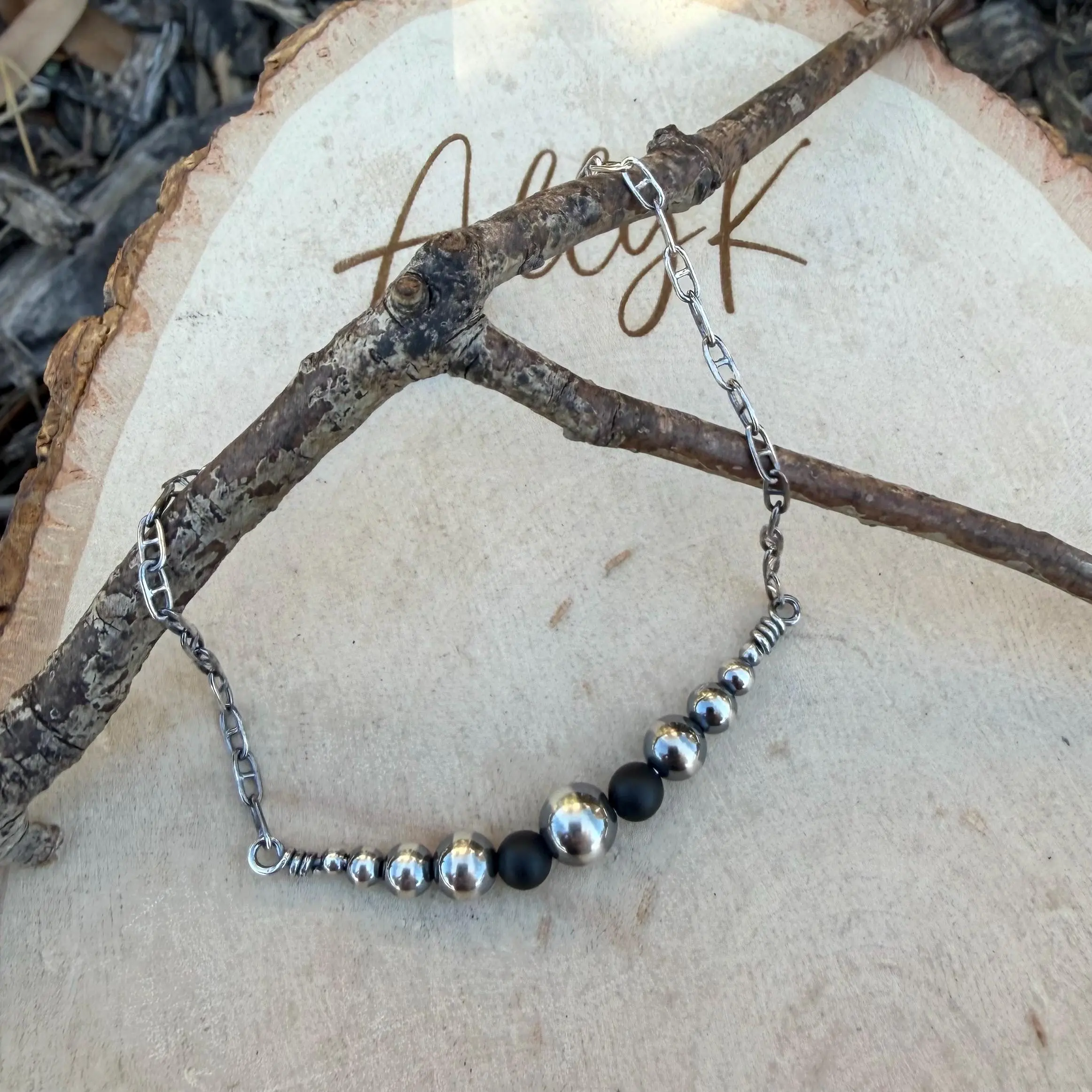 Desert Pearl & Onyx Graduated Bar Chain Bracelet | Sterling Silver Southwest Elegance