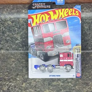 Hotwheels Optimus prime truck