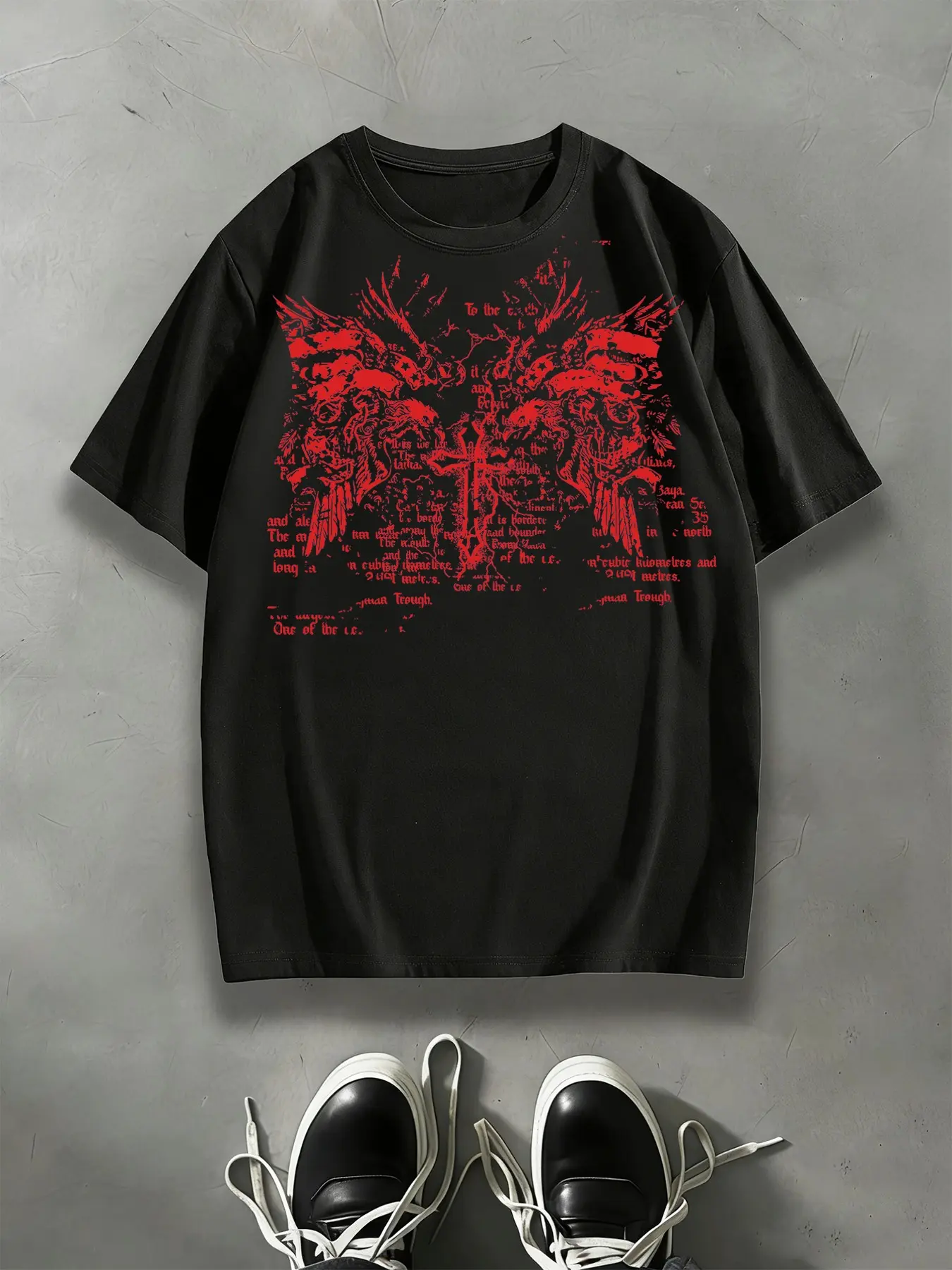 Gothic Metal Cross & Wings Graphic Aesthetic Short-Sleeve T-Shirt, Distressed White-on-Black Print with Abstract Text, Vintage Punk Style, Versatile Top for Concerts & Daily Streetwear