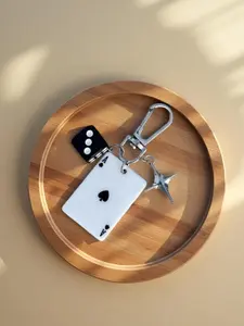 Poker Dice Keychain with Star Pendant, Spade Diamond Club Design, Decorative Clip Keychain for Bags & Cars, Cartoon Number Theme Jewelry Charm