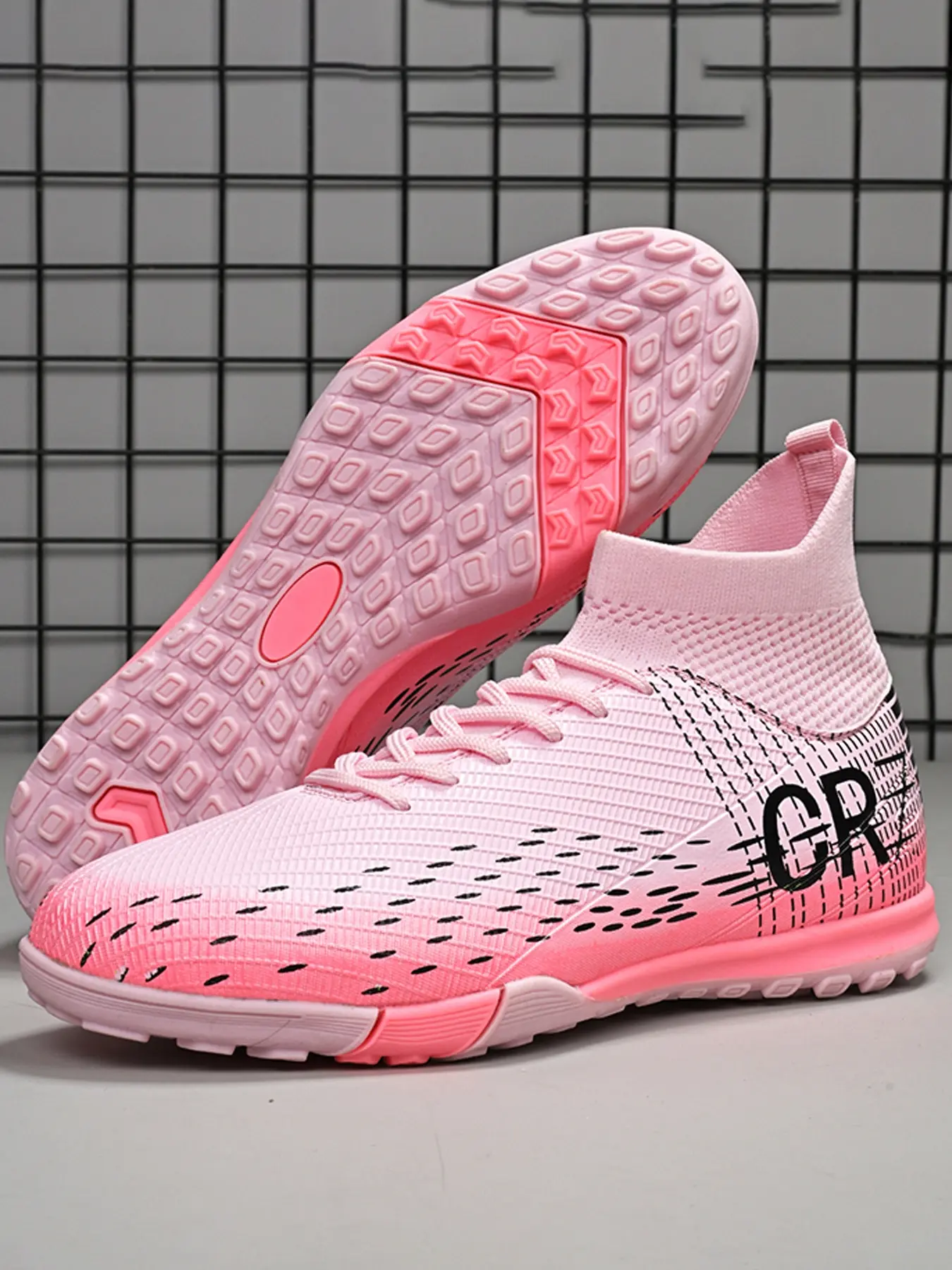 Men's High Top Sports Football Shoes, Football Cleats, Anti-Slip Breathable Lightweight Soccer Sneakers, Ag Stud Design, Sporty Footwear for Active Play, Training Soccer Boots