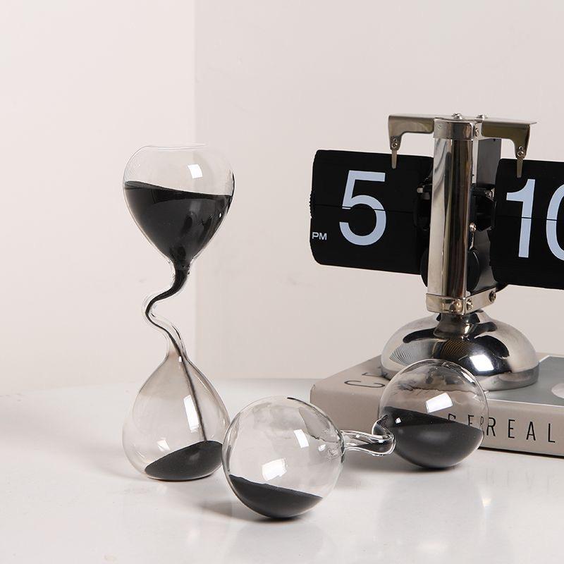 Creative Twisted Hourglass Timer Ornament Luxury High-End Unique Decor for Office Desk Bedroom Functional Style Gift Idea Elevate Your Space with Style