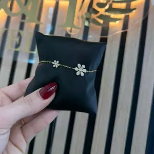 Pulsera delicada de flores en plata 925