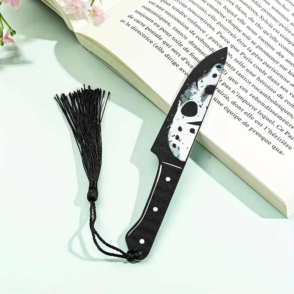 1 pc Gothic Dagger Bookmark with Black Tassel - Perfect for horror fans, Halloween decorations, and birthday gifts, Halloween decorations | Gothic Dagger design | Detailed engraving, bookmark, Book Accessories