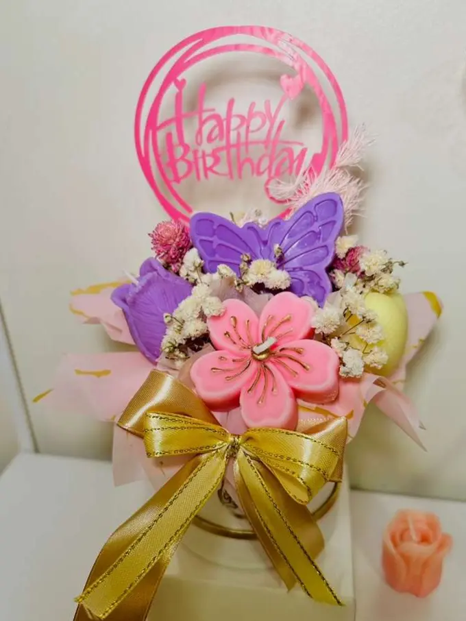 The Enchanted Petite Box