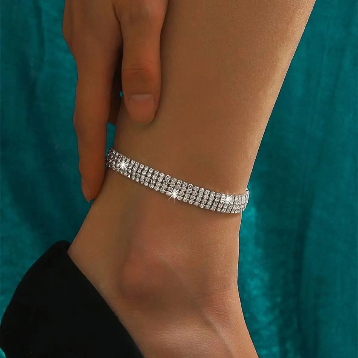Glamorous Iced Out Rhinestone Anklet for Woman,1Pcs Sparkly Sliver Crystal Ankle Bracelet Adjustable Bling Summer Vacation Jewelry Fift