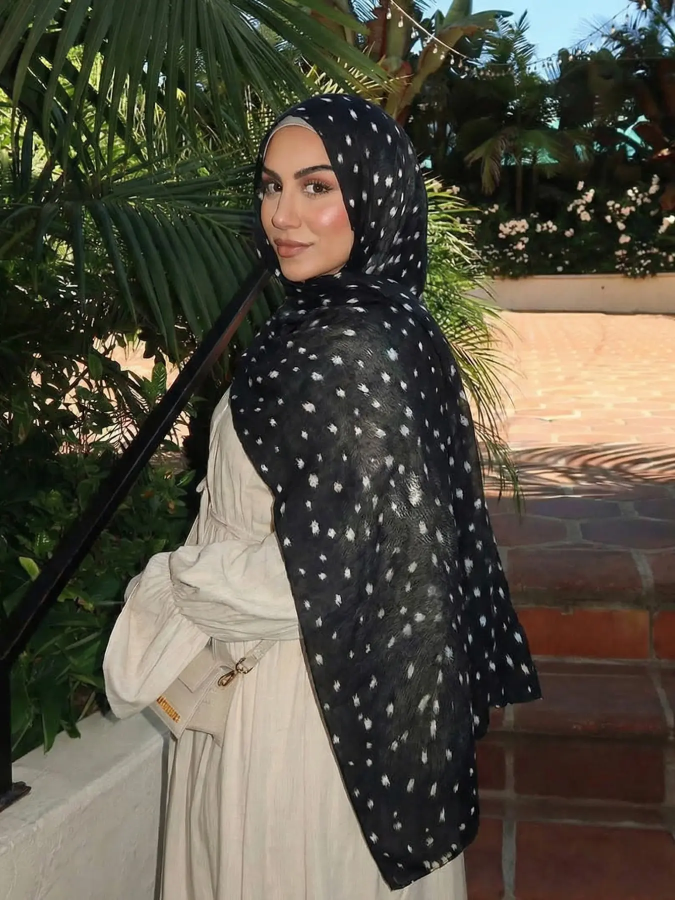 Vintage Spotted Print Long Scarf, Luxurious Multi-Use Shawl, Fashionable Bandana, Simple Hem Headscarf, Commuter Travel Atmosphere Decorative Wrap