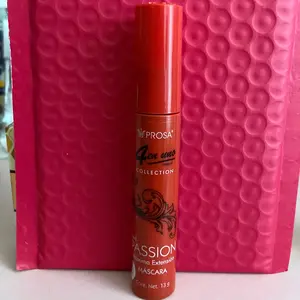Red Passion Mascara - For Bold and Defined Lashes - Makeup, Cosmetic