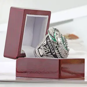 Wing pop-up design ring solid wood box New design Player No. 1 Player No. 26 size 9-13