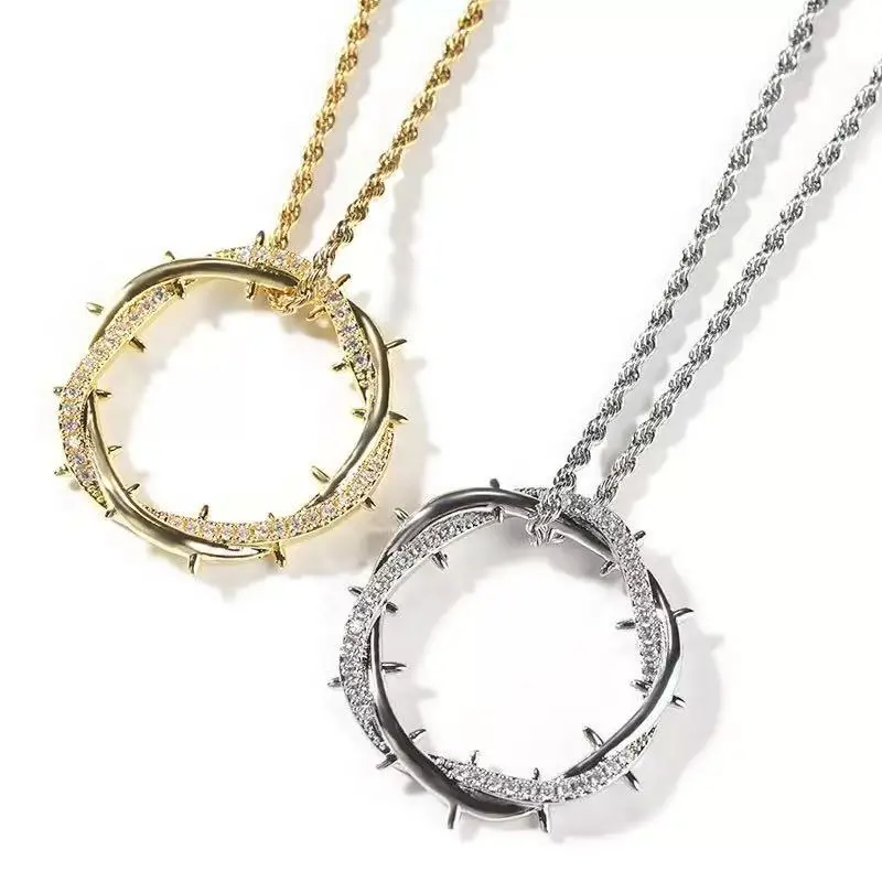 Vintage Copper Thorn Round Pendant Necklace Double Ring Spiked Tip Design Unique Minimalist Niche Jewelry for Men Women Daily Commuting Parties Music Festivals Gift