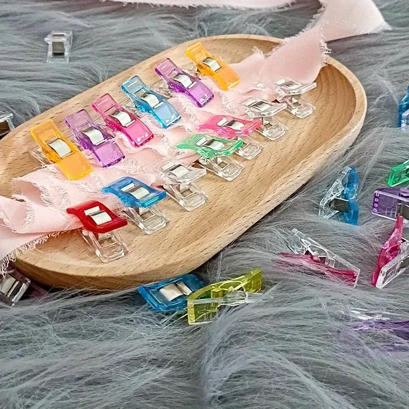 20PCs Sewing Clips Plastic DIY Crafting Crocheting Knitting Clothing Clips  Assorted Colors Craft Securing Quilting Clip