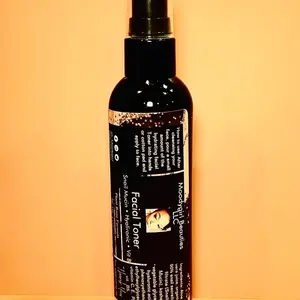 Snail Mucin Facial Toner with Hyaluronic Acid and Infused with Vitamins B5, C, and E