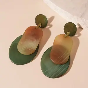 Chocolate-colored round oval geometric silver needle earrings, simple and elegant women's earrings