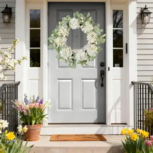 Fresh Creamy Style Artificial Hydrangea Eucalyptus Wreath, Berry Design Door Decor, Ideal for Home, Wedding, Festival Decorations