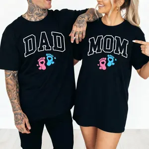 [100% Cotton] Mom Dad Pregnancy Announcement T Shirt, Matching Couple Tee Set, Pregnancy Reveal Mom Dad Shirt, Baby Footprint Graphic Tshirt, Mother’s Day Father’s Day Outfit, Gift For Mom Dad Couples