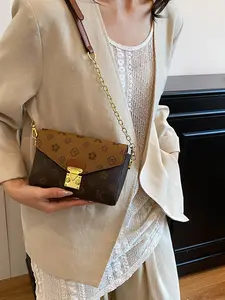 Women's Fashionable Lightweight Chain Envelope Bag, All-Seasons Versatile Ladies' Handbag, New Arrival 2026 Trendy Design