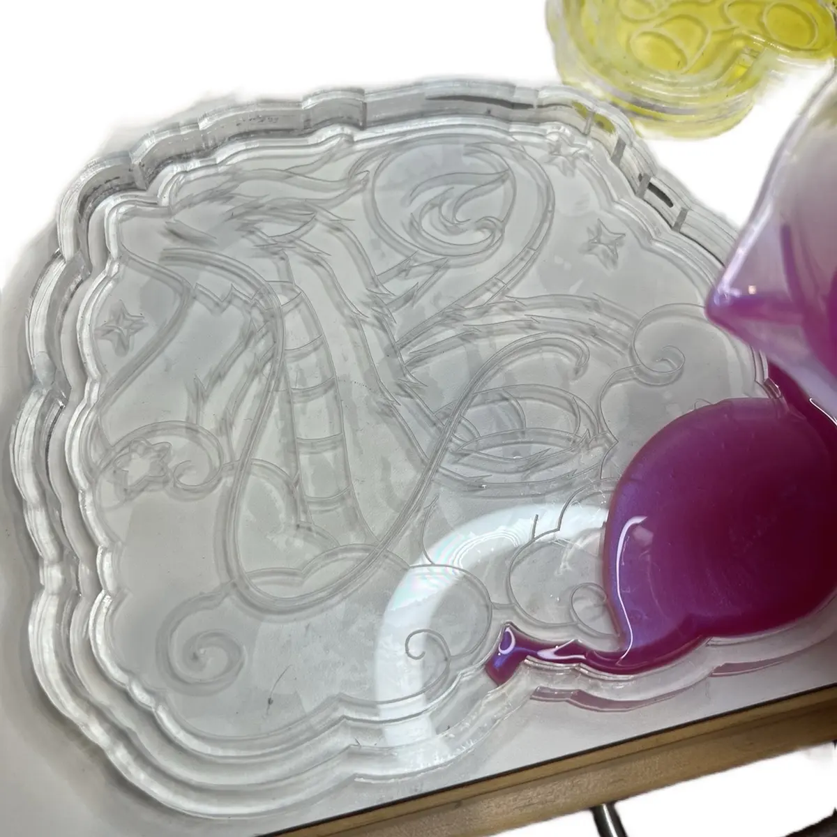Haku Ghibli Dragon Silicone Mold for Epoxy or UV-Resin Art white collection