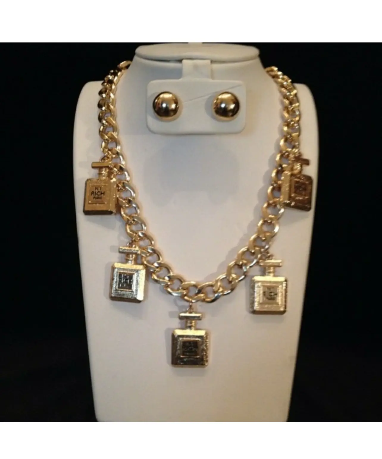 Rich Charm Necklace