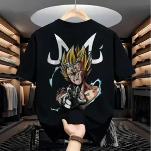The letter M design anime pattern T-shirt features a cold and iconic evil smile, surrounded by lightning effects, suitable for men, women, mothers, and friends. It is a couple's style, fashionable and loose, youthful and energetic, suitable for men's dail