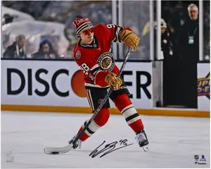 Connor Bedard Chicago Blackhawks Autographed 16" x 20" 2025 Winter Classic Photograph - Fanatics Authentic Certified