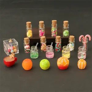 Festive Dollhouse Decor Set 17pcs Miniature Christmas Scene Decoration Glass Bottle Candy Gingerbread Man Lollipop Doll House Halloween Accessories BJD Props